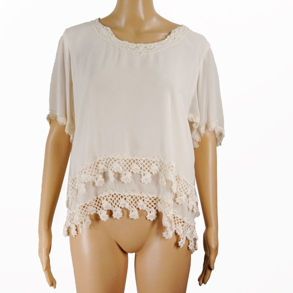 Vintage 70s 80s Italian Multi Layer Tiered Lace Trim Layered Short Sleeve Top